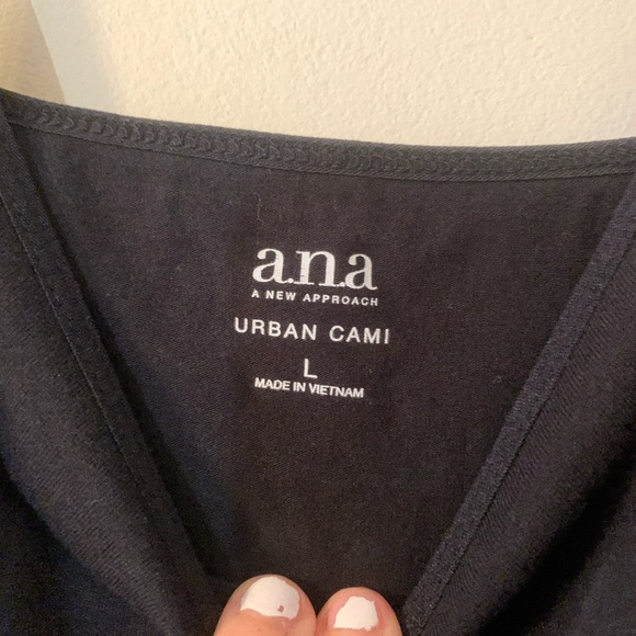 Ana Tank Top - Picture 2 of 3